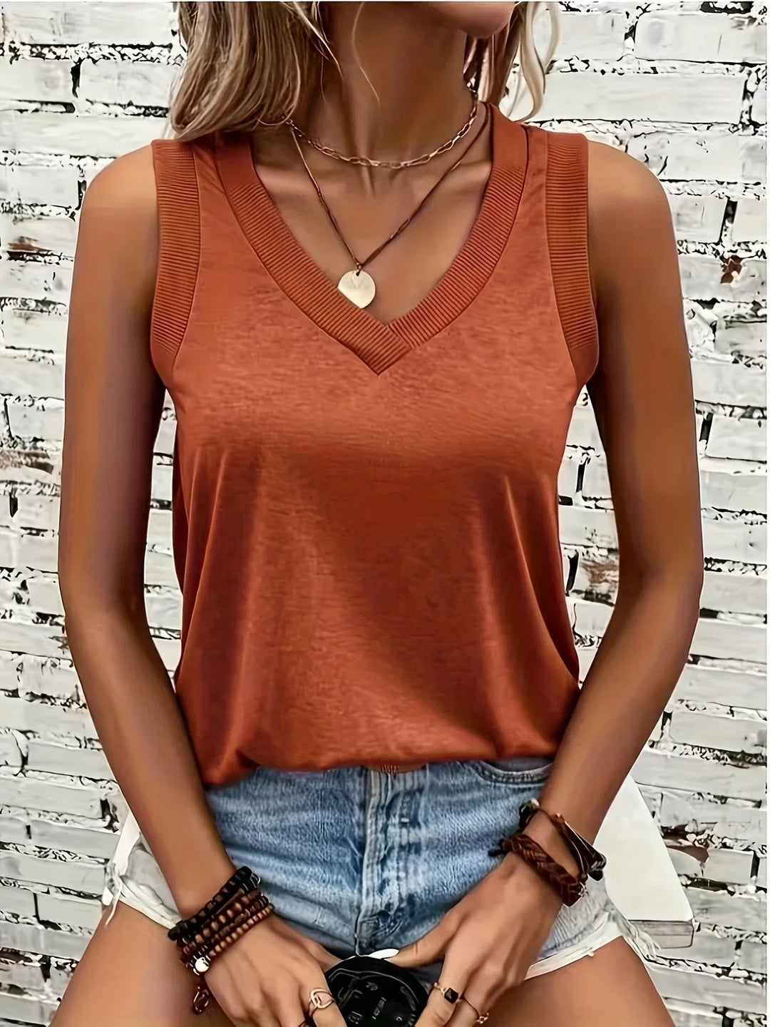ARCADIA - AIRY V-NECK SLEEVELESS BLOUSE