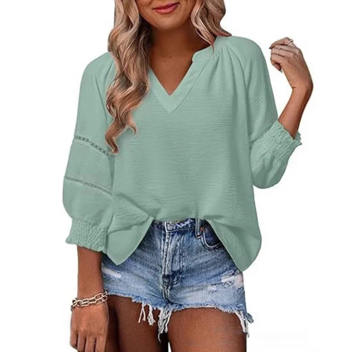 NESTLE - LIGHTWEIGHT LUXE FLOWY BLOUSE