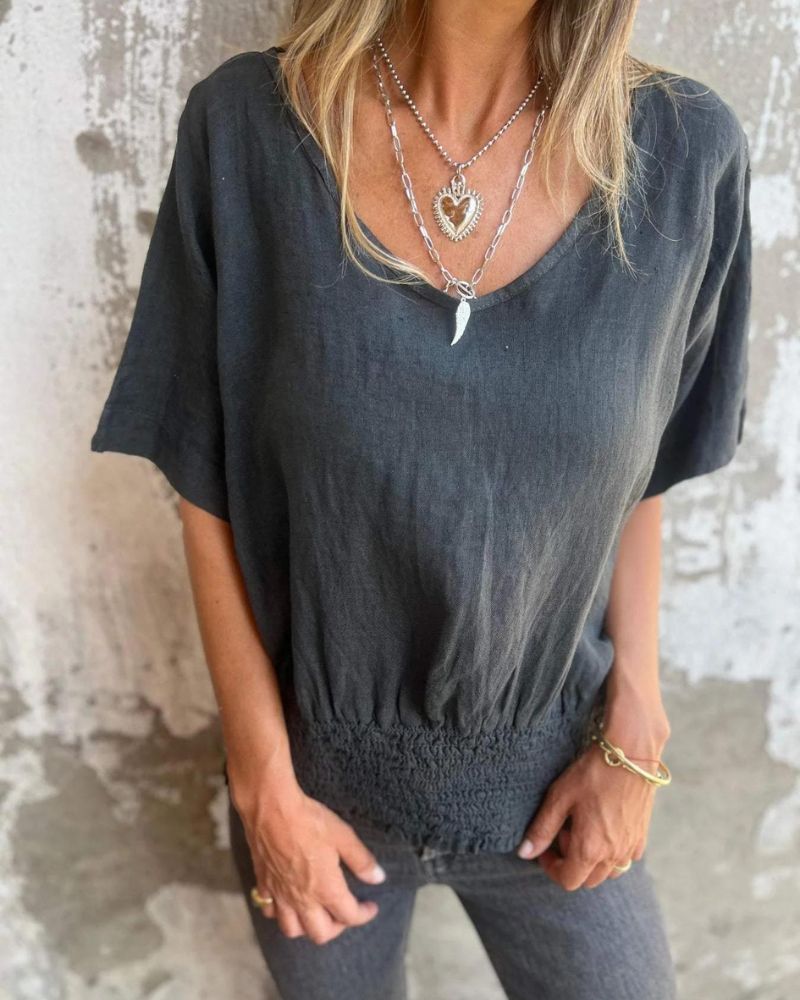 MELINA - CLOSE CUT V NECK TEE