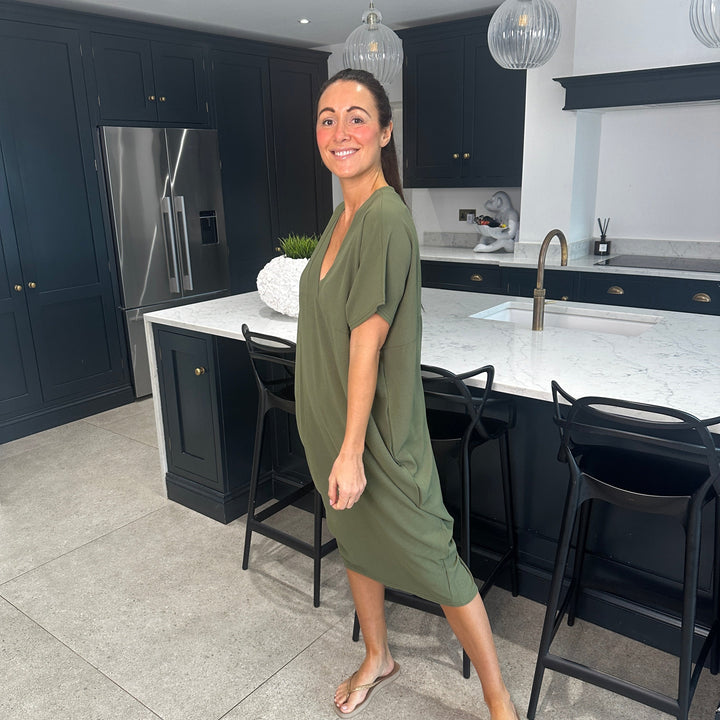 TANYA - V-NECK MAXI DRESS