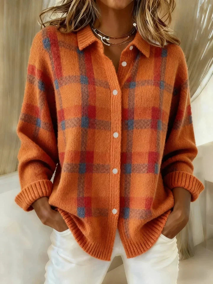 EVELYN – CLASSIC PLAID SWEATER