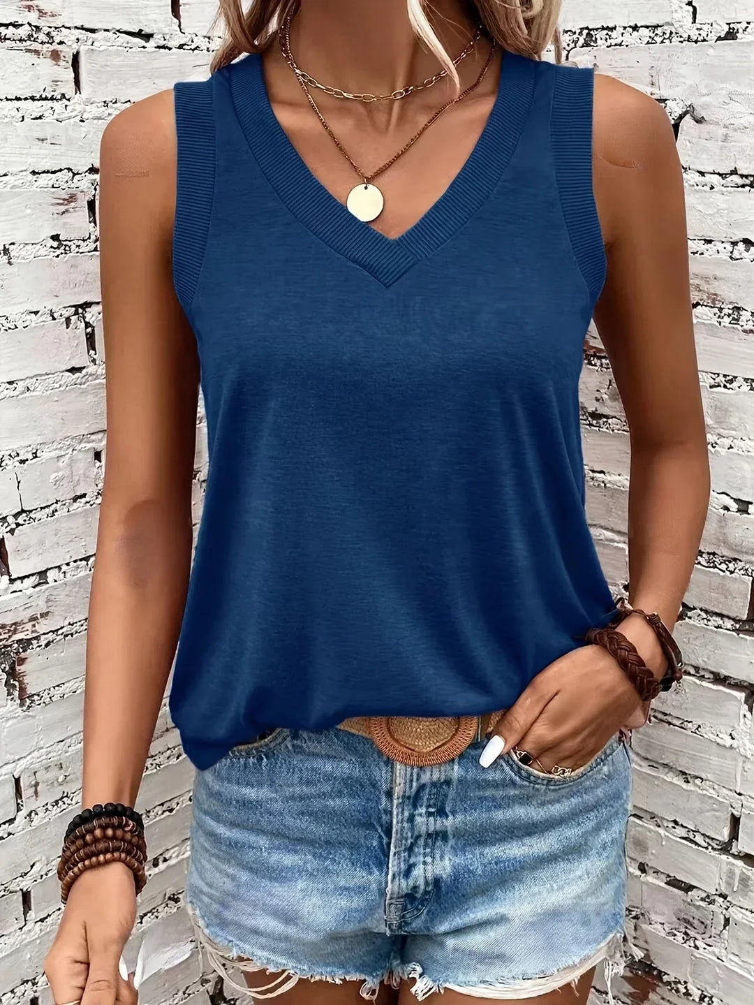 ARCADIA - AIRY V-NECK SLEEVELESS BLOUSE