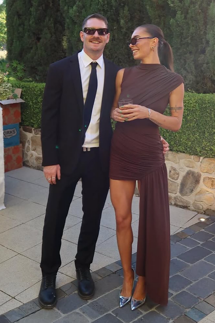 JAYLEEN - SCULPTED HIGH SLIT DRESS
