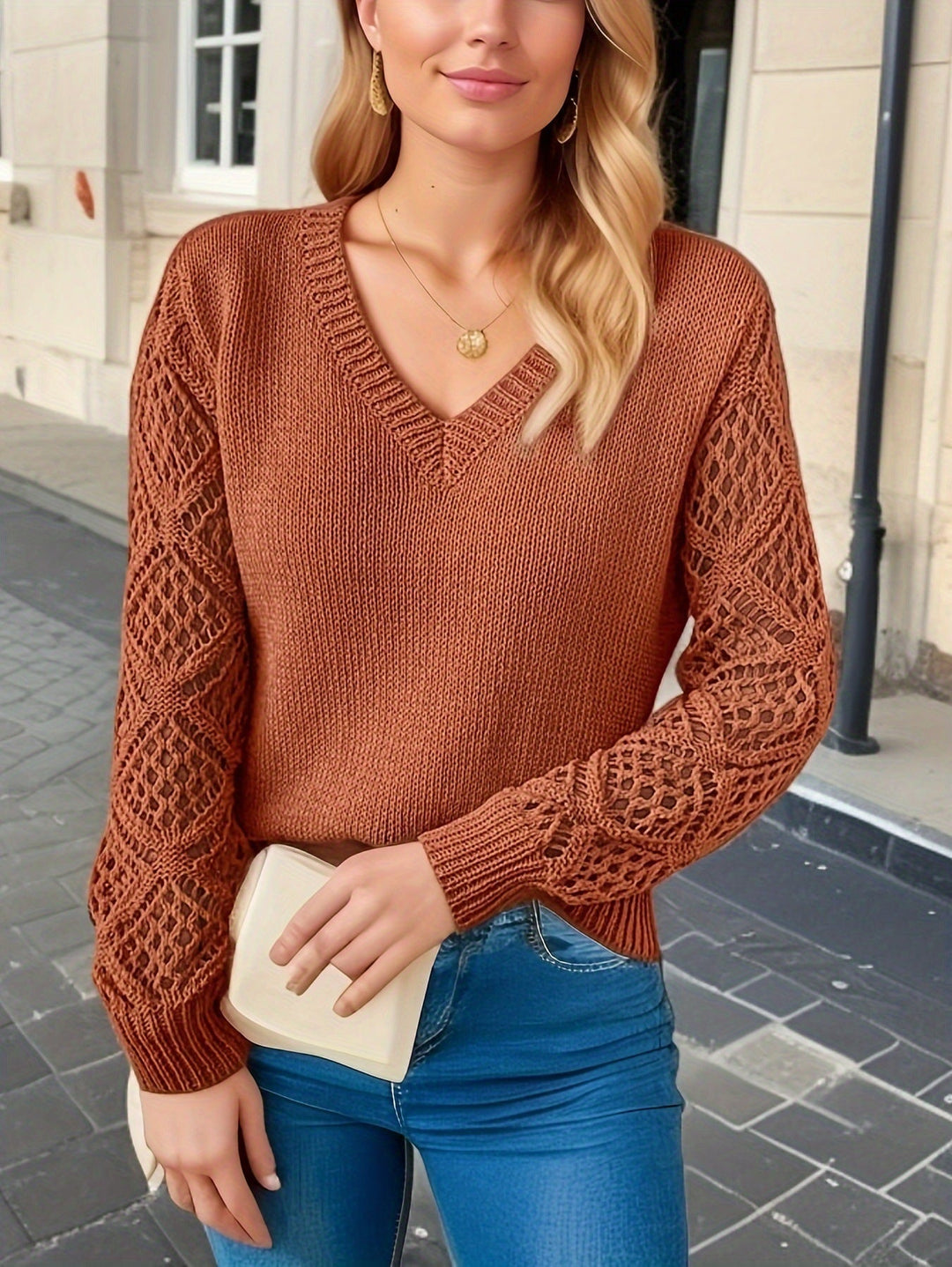 BLAIRE – SLEEK V-NECK FASHION SWEATER