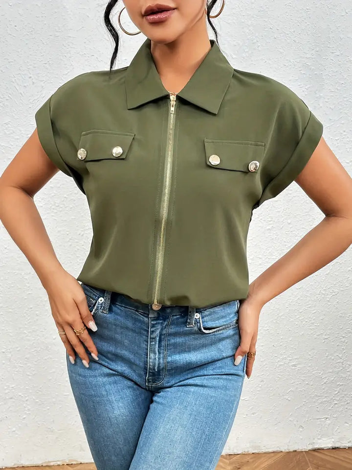 SAFIRA - ZIP-FRONT SHORT SLEEVE BLOUSE