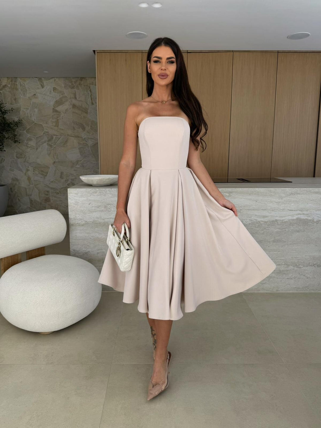LUETTA - MODERN SUMMER ELEGANCE STRAPLESS MIDI DRESS