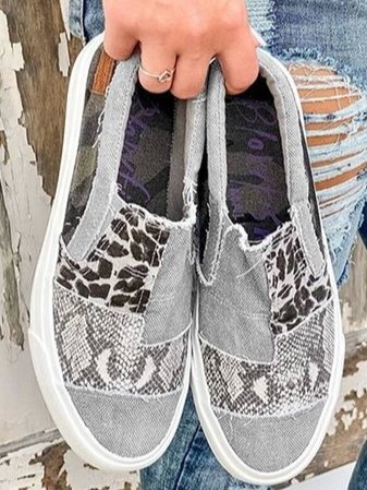 REGINA - FASHIONABLE COMFORT LOAFERS WITH SUPPORTIVE RELIEF