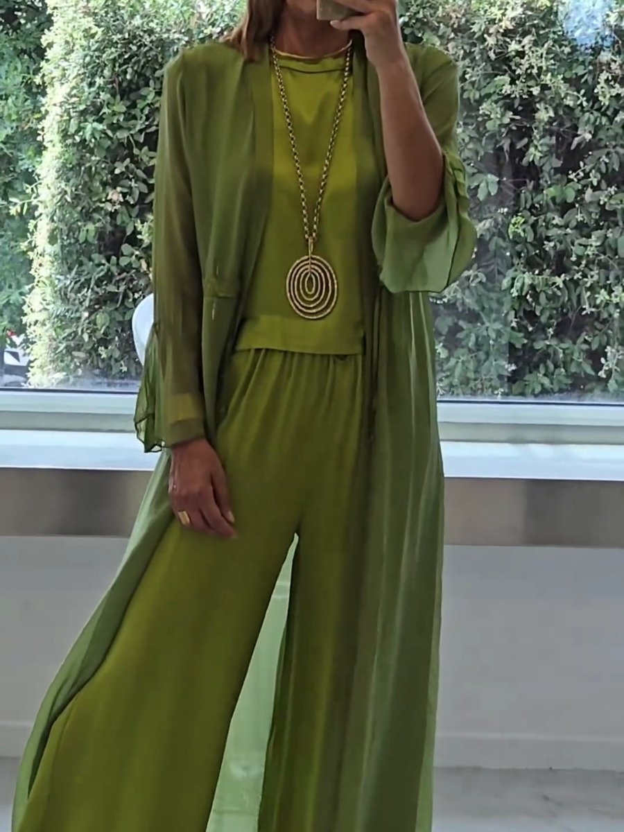 LIVIA - ELEGANT AND COMFORTABLE SET