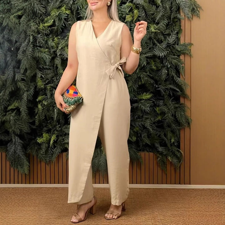 MENDOZA - CHIC SOLID V-NECK TIE WAIST JUMPSUIT